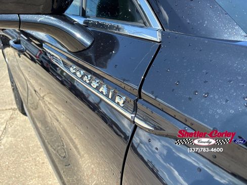 Used 2022 Lincoln Corsair Reserve w/ Equipment Group 201A AWD/4WD image 3