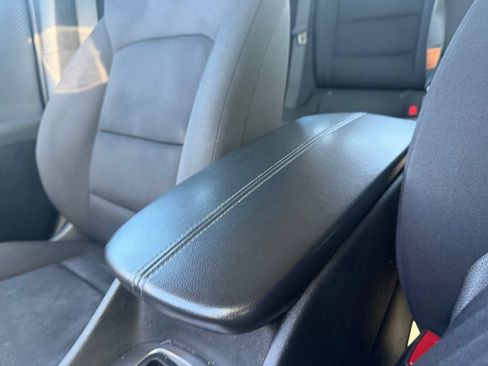 Used 2022 Chevrolet Malibu LT FWD image 25
