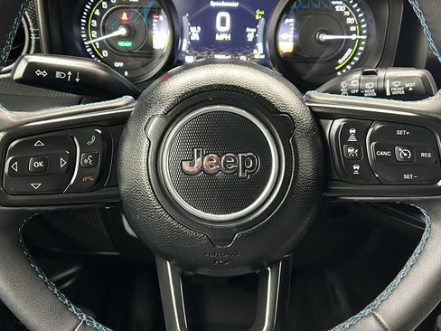 Used 2024 Jeep Wrangler Unlimited Rubicon 4xe w/ Technology Group image 24