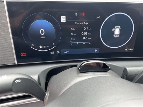 Used 2025 Hyundai Tucson SEL image 12