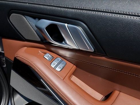 Used 2020 BMW X7 xDrive40i w/ Premium Package image 63