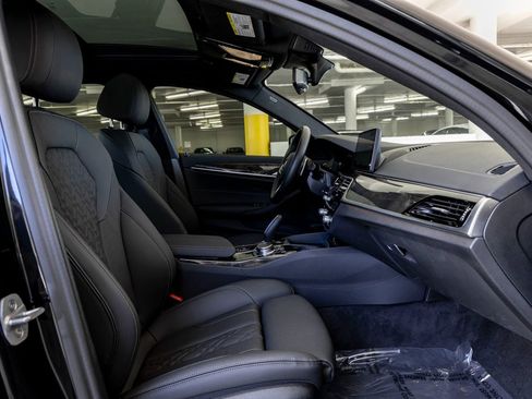 Certified 2023 BMW 540i w/ M Sport Package image 30