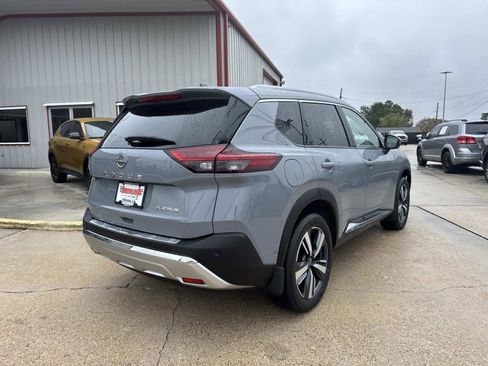 Used 2023 Nissan Rogue Platinum w/ Platinum Premium Package image 7