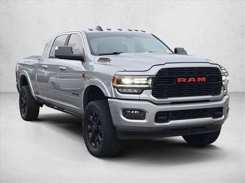 Used 2021 RAM 2500 Limited w/ Night Edition AWD/4WD image 3