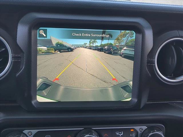 Used 2022 Jeep Gladiator Overland w/ Popular Equipment Package AWD/4WD image 11