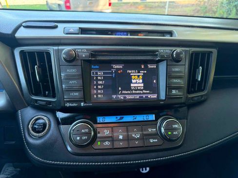 Used 2015 Toyota RAV4 Limited w/ Technology Package AWD/4WD image 18