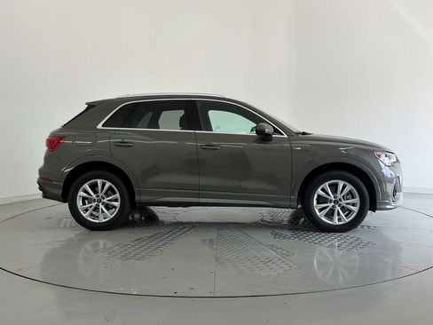 Used 2023 Audi Q3 2.0T Premium w/ Convenience Package AWD/4WD image 8