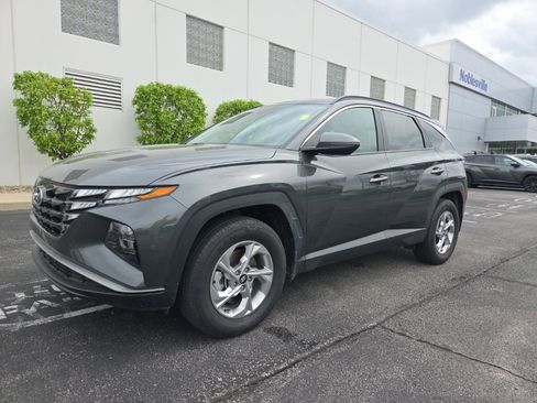 Certified 2023 Hyundai Tucson SEL AWD/4WD image 2