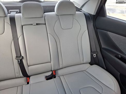 Certified 2023 Hyundai Elantra Limited image 20