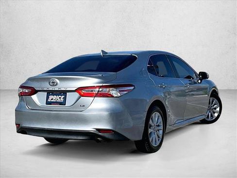 Used 2020 Toyota Camry LE FWD image 2