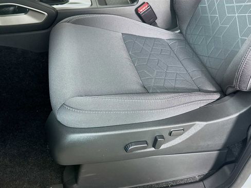 Used 2025 Nissan Frontier SV w/ SV Convenience Package image 18