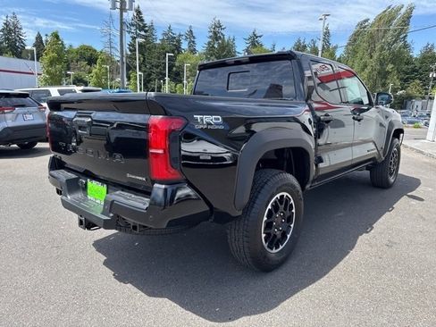New 2025 Toyota Tacoma TRD Off-Road image 3