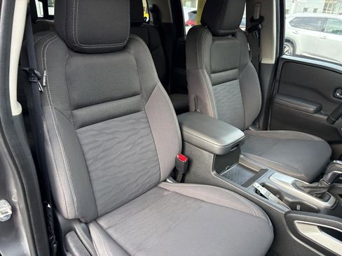 Certified 2023 Nissan Frontier SV w/ Technology Package image 19