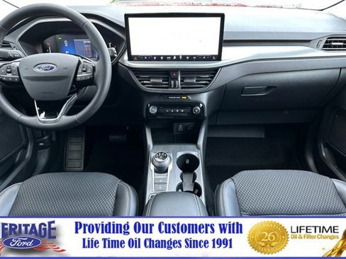 New 2025 Ford Escape SE image 10