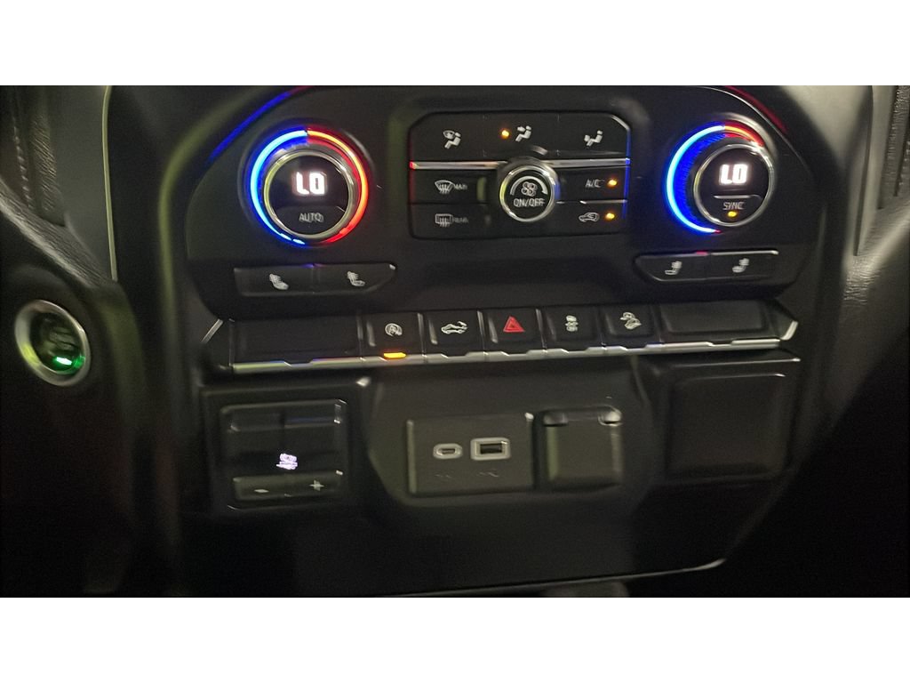 Used 2020 Chevrolet Silverado 1500 RST AWD/4WD image 14