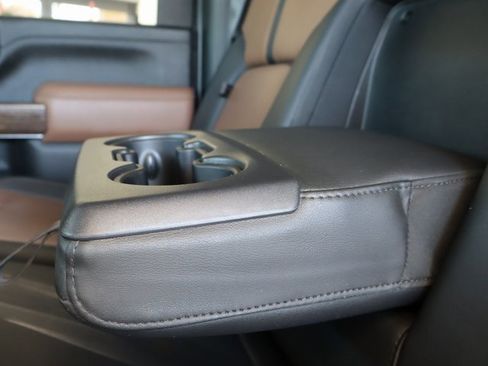 Used 2022 Chevrolet Silverado 2500 High Country image 50