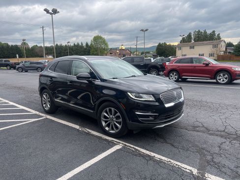 Used 2019 Lincoln MKC Select w/ Select Plus Package FWD image 8