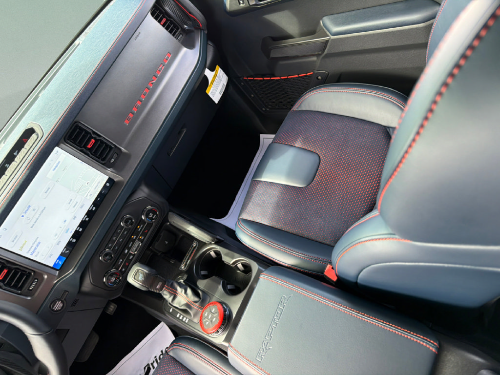 New 2026 Ford Bronco Raptor w/ Interior Carbon Fiber Pack AWD/4WD image 15