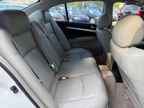 Used 2009 INFINITI G37 Journey w/ Premium Pkg RWD image 9