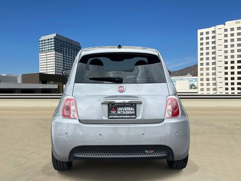 Used 2018 FIAT 500 e FWD image 4