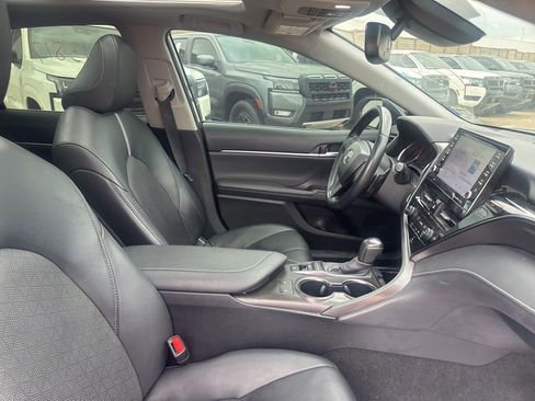 Used 2023 Toyota Camry XSE image 23