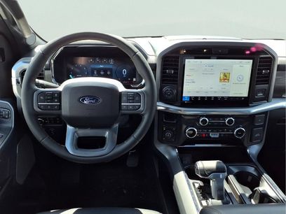 New 2026 Ford F150 Lariat w/ Equipment Group 501A Mid