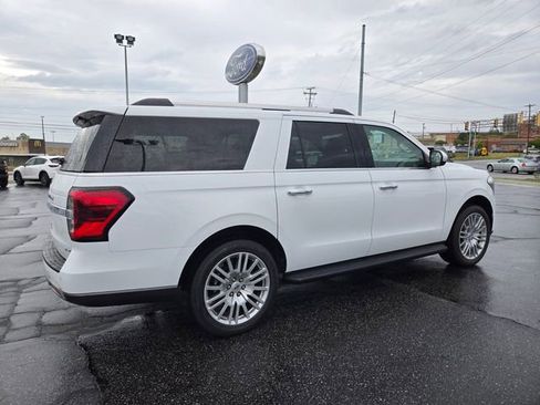 Used 2024 Ford Expedition Max Limited AWD/4WD image 7