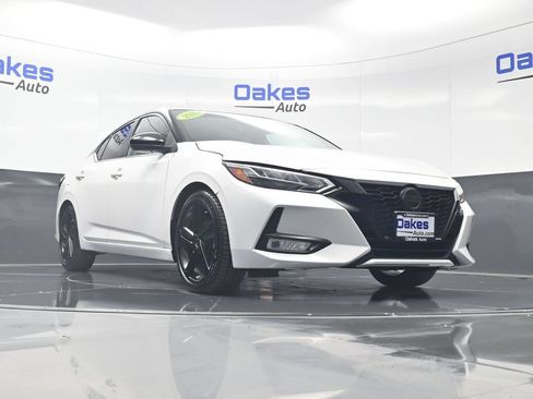 Used 2023 Nissan Sentra SR w/ Midnight Edition Package FWD image 36