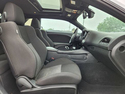 Used 2022 Dodge Challenger GT w/ Blacktop Package AWD/4WD image 14
