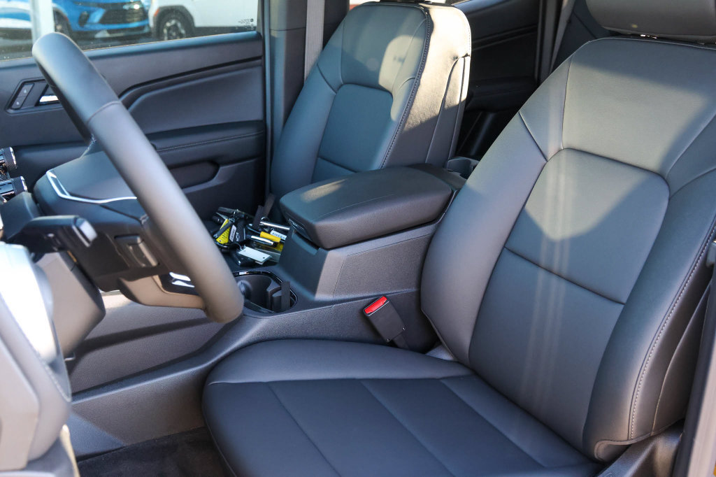 New 2026 Chevrolet Colorado LT w/ LT Convenience Package AWD/4WD image 10