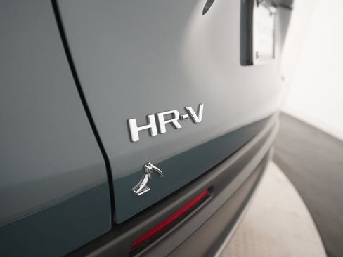 Used 2024 Honda HR-V Sport image 32