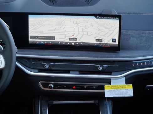 New 2026 BMW X7 xDrive40i w/ Premium Package image 16