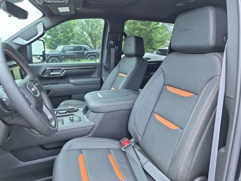 New 2026 GMC Sierra 2500 AT4 w/ AT4 Premium Plus Package AWD/4WD image 21