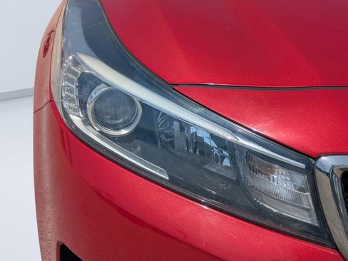 Used 2018 Kia Forte S image 9