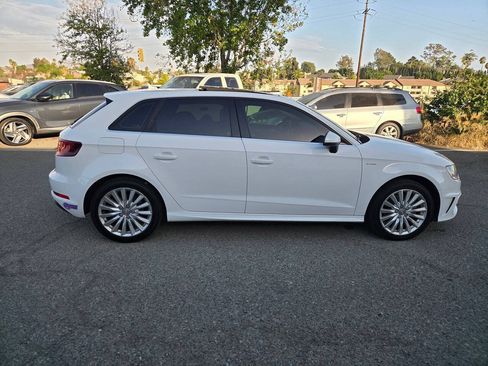 Used 2016 Audi A3 e-tron Premium Plus w/ Premium Plus Package FWD image 19