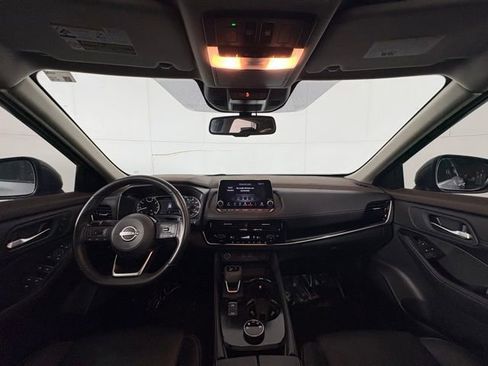 Used 2023 Nissan Rogue SL image 8