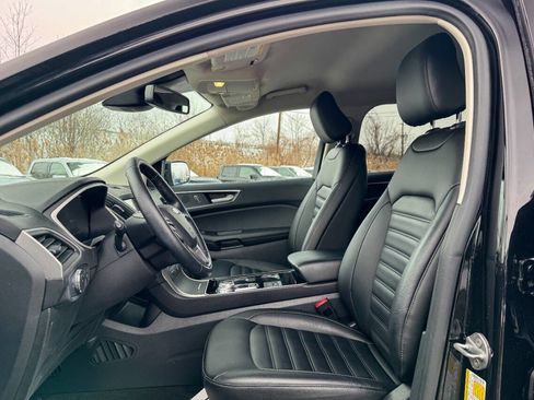 Used 2020 Ford Edge SEL w/ Convenience Package image 19