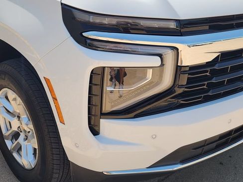 Used 2026 Chevrolet Tahoe LS RWD image 6