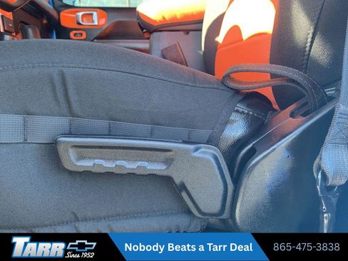 Used 2022 Jeep Gladiator Mojave w/ Cold Weather Group AWD/4WD image 14