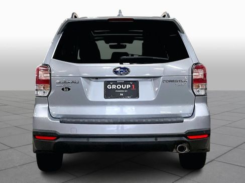 Used 2017 Subaru Forester 2.5i Touring AWD/4WD image 6