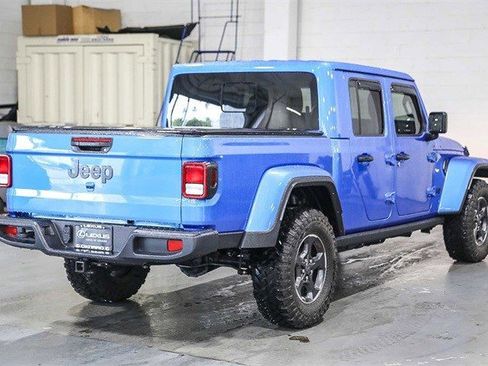 Used 2025 Jeep Gladiator Nighthawk image 7