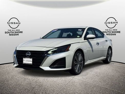 Certified 2025 Nissan Altima 2.5 SL FWD image 4