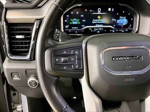 Used 2022 GMC Sierra 1500 Denali w/ Denali Reserve Package RWD image 11