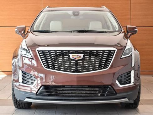 Used 2022 Cadillac XT5 Premium Luxury w/ LPO, Floor Liner Package AWD/4WD image 2