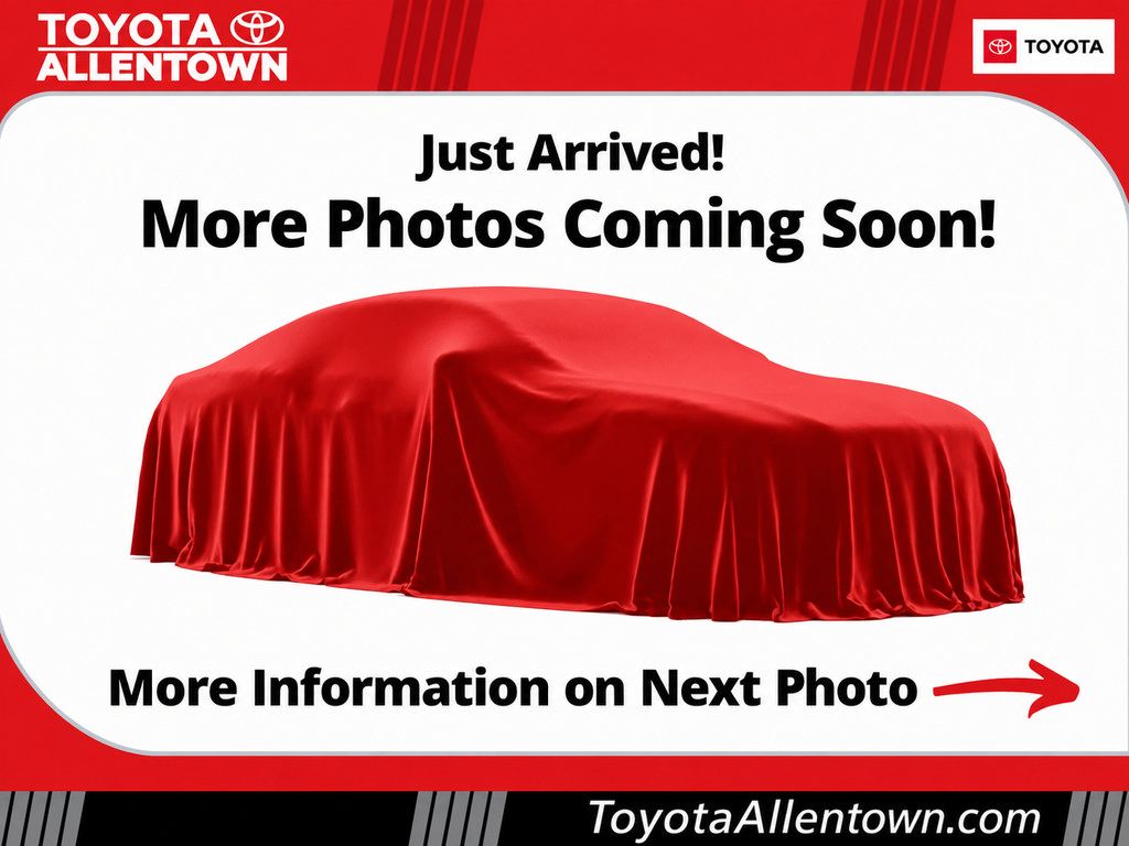 Used 2018 Chevrolet Equinox LT AWD/4WD image 1