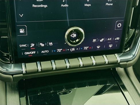 New 2026 GMC Yukon AT4 Ultimate AWD/4WD image 10