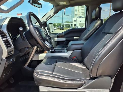 Used 2019 Ford F150 Lariat AWD/4WD image 4