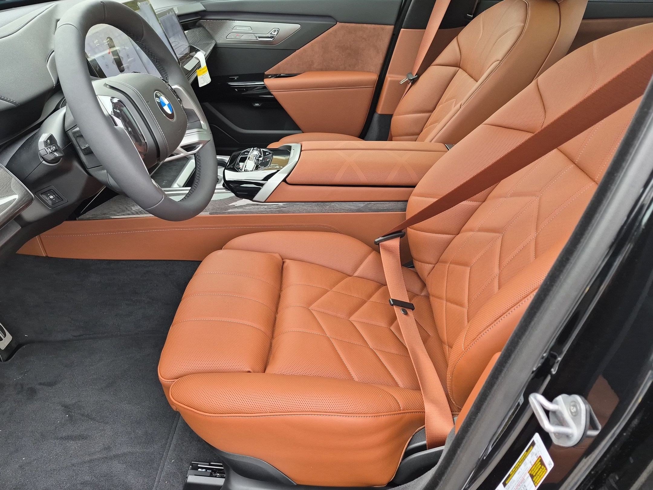 New 2027 BMW 740i w/ Executive Package RWD image 15
