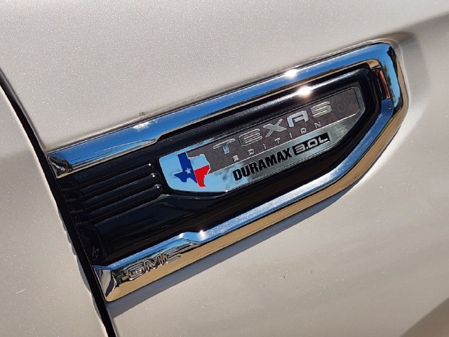 Used 2024 GMC Sierra 1500 SLT AWD/4WD image 7