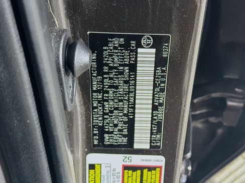 Used 2020 Toyota Camry XLE FWD image 40